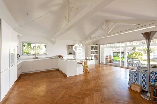 Luxury home in Seignosse, Landes