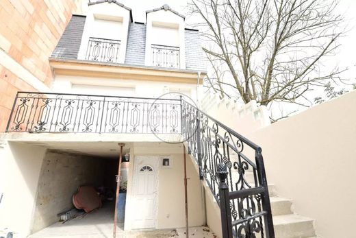 豪宅  Fontenay-sous-Bois, Val-de-Marne