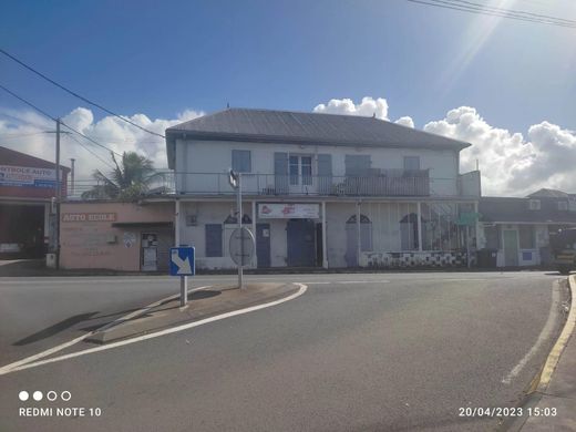 Residential complexes in Saint-Benoît, Réunion