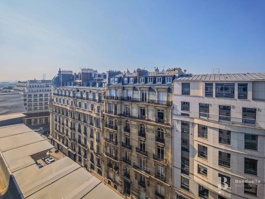 Apartament w Champs-Elysées, Madeleine, Triangle d’or, Paris