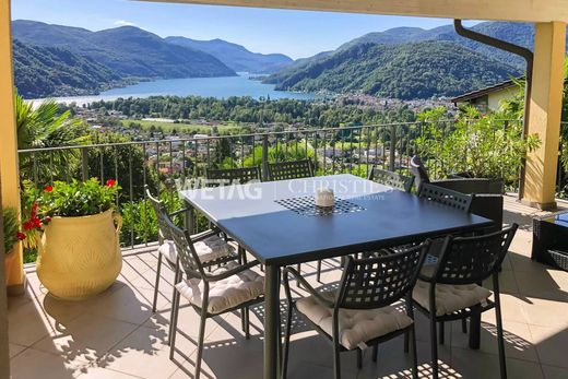 Willa w Neggio, Lugano