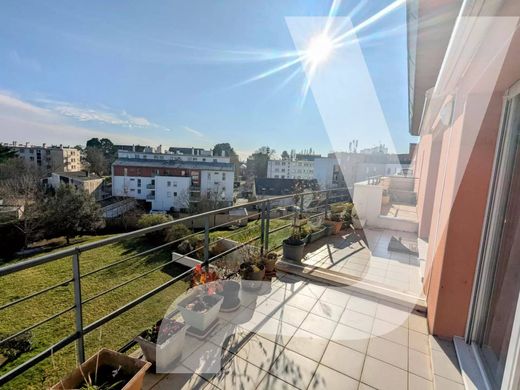 Apartment / Etagenwohnung in Nantes, Loire-Atlantique