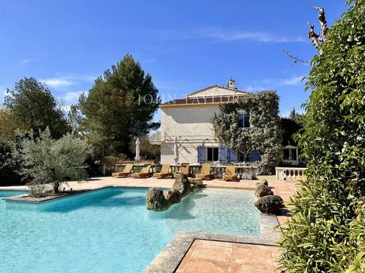 Luxury home in Cheval-Blanc, Vaucluse