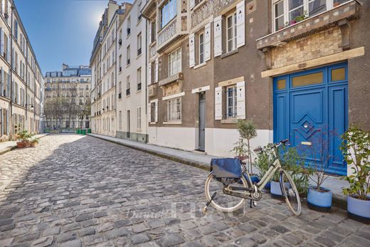 Apartment in Montparnasse, Alésia, Montsouris, Paris