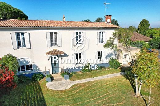 Fargues, Girondeの高級住宅