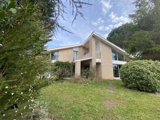 Luxury home in Sanguinet, Landes