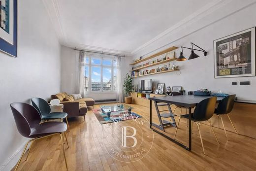 Apartment in La Muette, Auteuil, Porte Dauphine, Paris