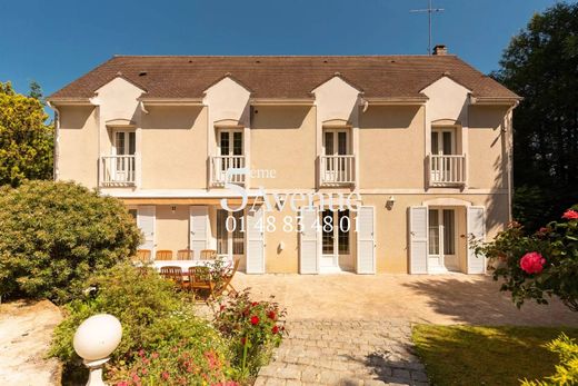 Villa en Lagny-sur-Marne, Sena y Marne