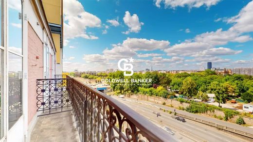 Apartment / Etagenwohnung in Montrouge, Hauts-de-Seine