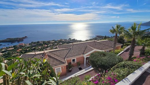 Villa in Saint-Raphaël, Var
