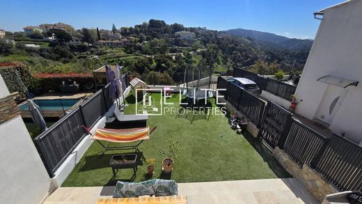 Casa di lusso a Tanneron, Var