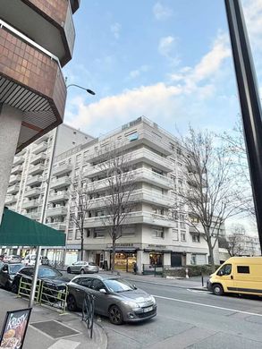 Daire Courbevoie, Hauts-de-Seine