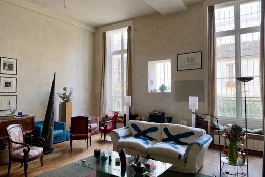 Duplex in Beaubourg, Marais, Notre Dame - Ile de La Cité, Paris