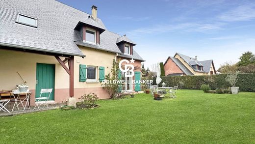 Πολυτελή κατοικία σε Saint-Arnoult, Calvados