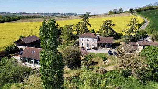 Luxury home in Castéra-Verduzan, Gers