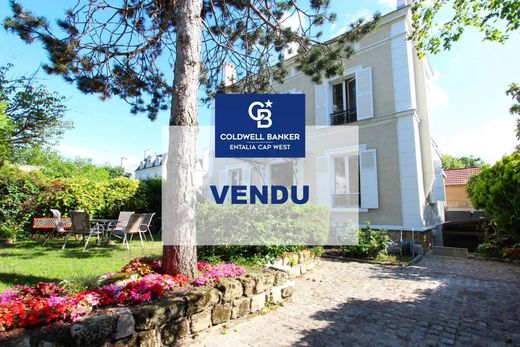 منزل ﻓﻲ Le Vésinet, Yvelines