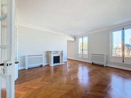 Appartement in Saint-Germain, Odéon, Monnaie, Paris