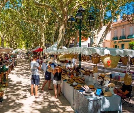 サントロペ, Varの高級住宅