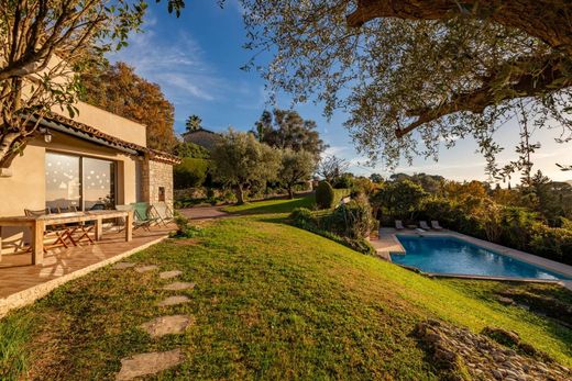 Luxe woning in Mougins, Alpes-Maritimes