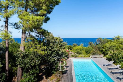 Villa en Sari-Solenzara, Córcega del Sur
