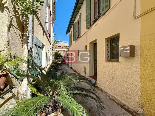 Luksusowy dom w Antibes, Alpes-Maritimes