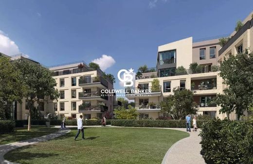 Apartment in Garches, Hauts-de-Seine