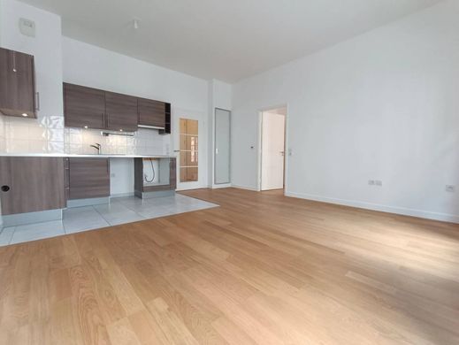 아파트 / Puteaux, Hauts-de-Seine