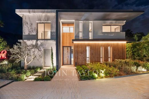 Villa in Mougins, Alpes-Maritimes