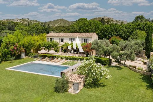 Maussane-les-Alpilles, Bouches-du-Rhôneのカントリー風またはファームハウス