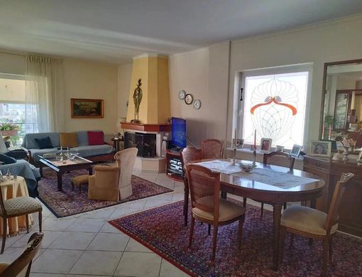Apartment / Etagenwohnung in Agios Dimitrios, Nomarchía Athínas