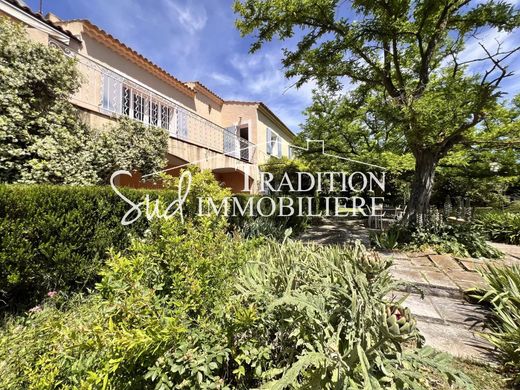 Luxe woning in Fontvieille, Bouches-du-Rhône