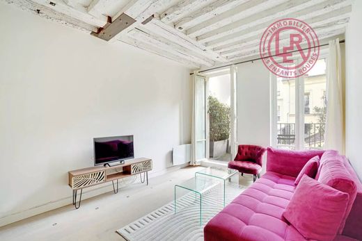 Apartment / Etagenwohnung in Temple, Rambuteau – Francs Bourgeois, Réaumur, Paris