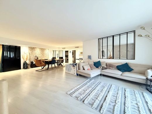 Apartment in Le Cannet, Alpes-Maritimes