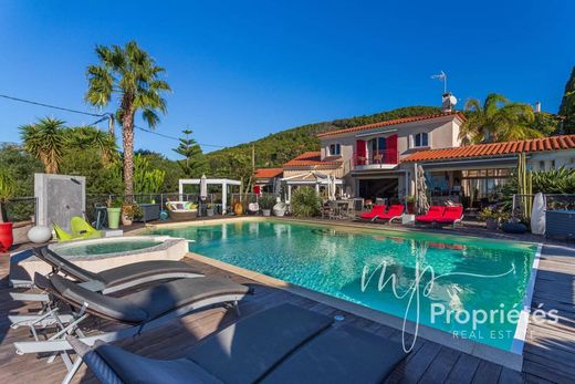 豪宅  Carqueiranne, Var