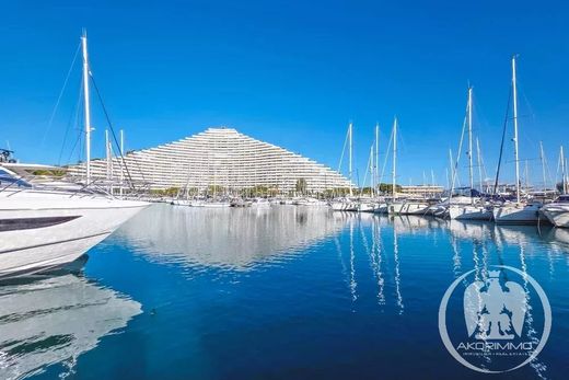Apartment in Villeneuve-Loubet, Alpes-Maritimes
