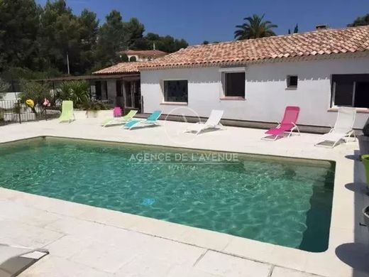 Luxury home in La Cadière-d'Azur, Var