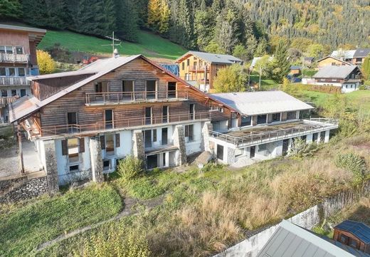 Appartementencomplex in Essert-Romand, Haute-Savoie