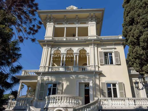 Villa a Rapallo, Genova