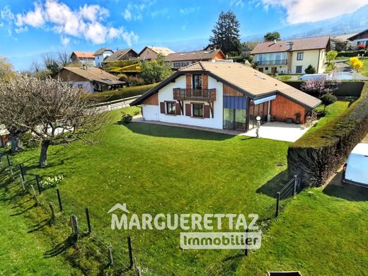 Maison de luxe à Bons-en-Chablais, Haute-Savoie