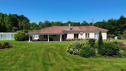 Luxus-Haus in Caupenne-d'Armagnac, Gers