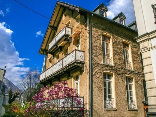 Casa di lusso a Bagnères-de-Luchon, Alta Garonna