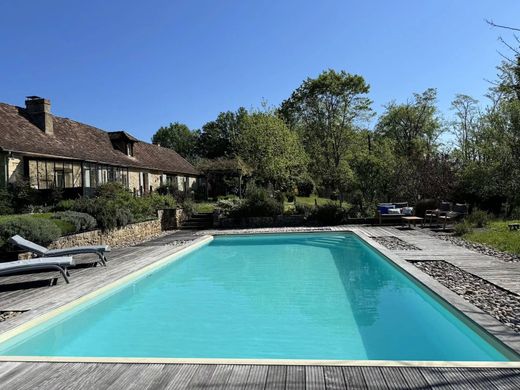 Luxus-Haus in Saint-Jean-d'Eyraud, Dordogne