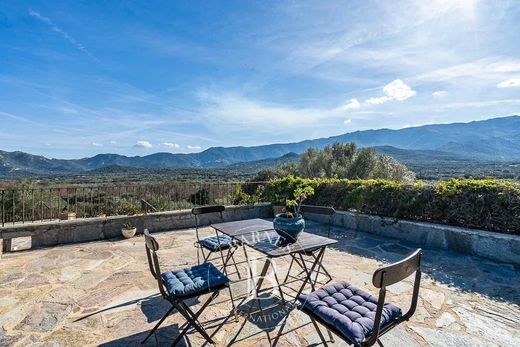 Villa in L'Île-Rousse, Haute-Corse