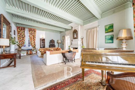 Luxury home in Lambesc, Bouches-du-Rhône