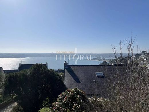 Perros-Guirec, Côtes-d'Armorの高級住宅