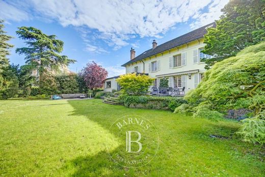 Luxury home in Le Chesnay, Yvelines