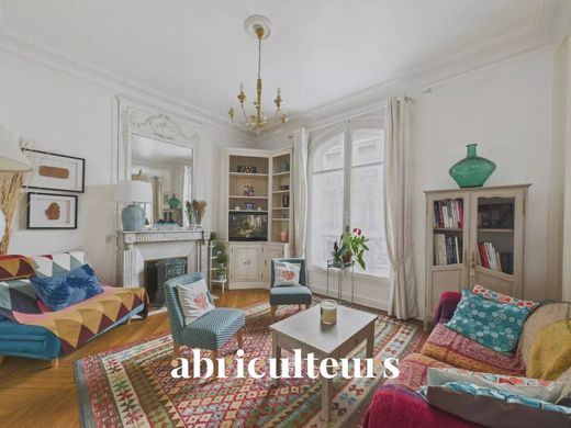 Appartement à Saint-Germain, Odéon, Monnaie, Paris