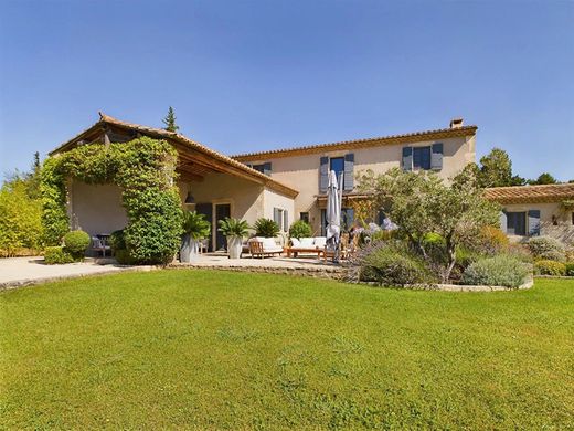 Rural or Farmhouse in Paradou, Bouches-du-Rhône