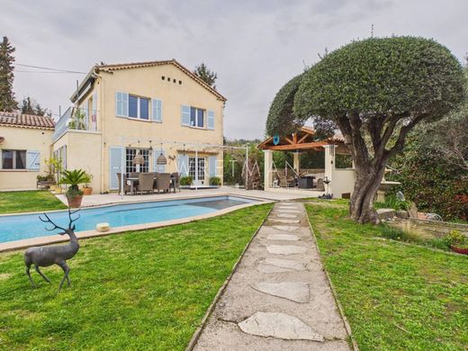 Villa a Le Rouret, Alpi Marittime