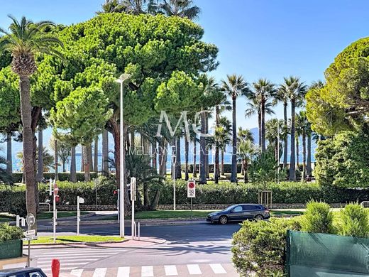 아파트 / 칸, Alpes-Maritimes